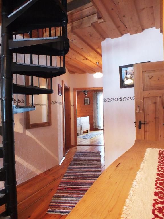 Ferienhaus "Zur Alten Schmiede" Mariahof Rum bild