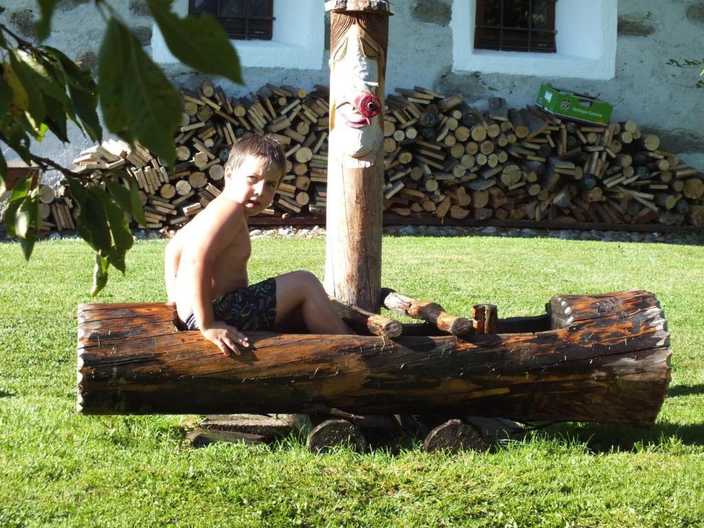 Ferienhaus "Zur Alten Schmiede" Mariahof Exteriör bild